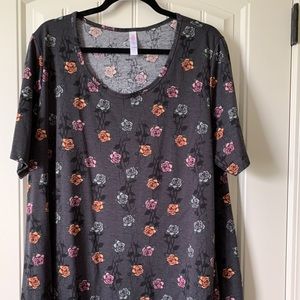 LulaRoe 2x Perfect T
